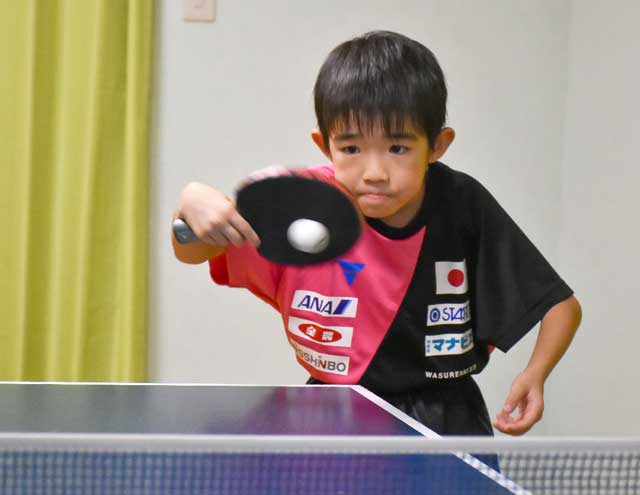 卓球日中交流合宿へ 国富小の郡司君 , デジタル夕刊 プレみや