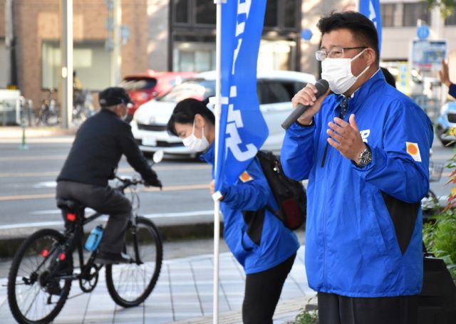 衆院選の投開票から一夜 街頭演説 支援団体あいさつ回りなど奔走 デジタル夕刊 プレみや 衆院選の投開票から一夜 街頭演説 支援団体あいさつ回りなど奔走 デジタル夕刊 プレみや